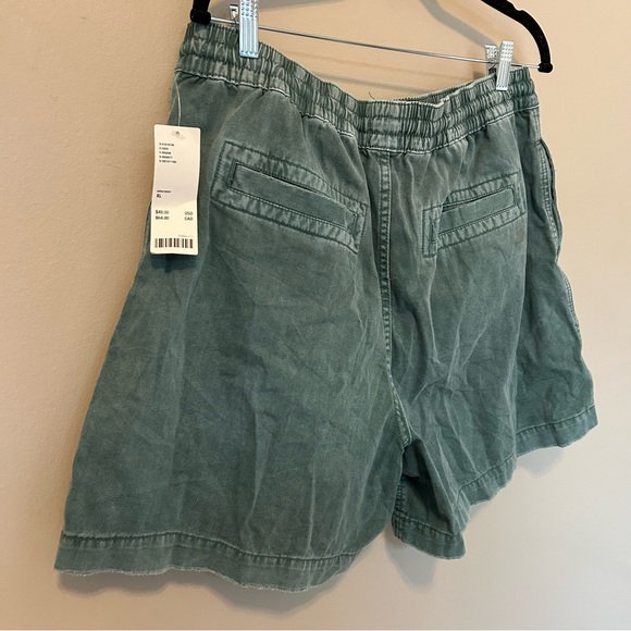 NWT Casual Green Drawstring Shorts - Picture 10 of 11